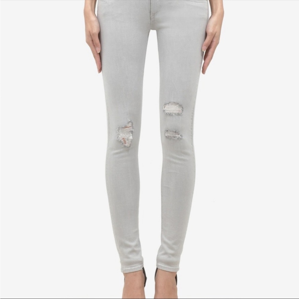 EUC Rag & Bone Surrey Distressed Skinny Jeans